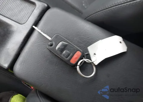 2001 Mercedes-Benz Slk 320 z USA, uszkodzony, nr VIN WDBKK65F11F201809